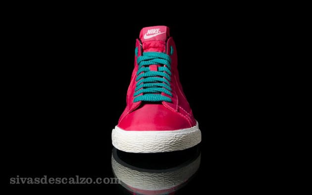 Nike Blazer High Vintage ND - Voltage Cherry-4