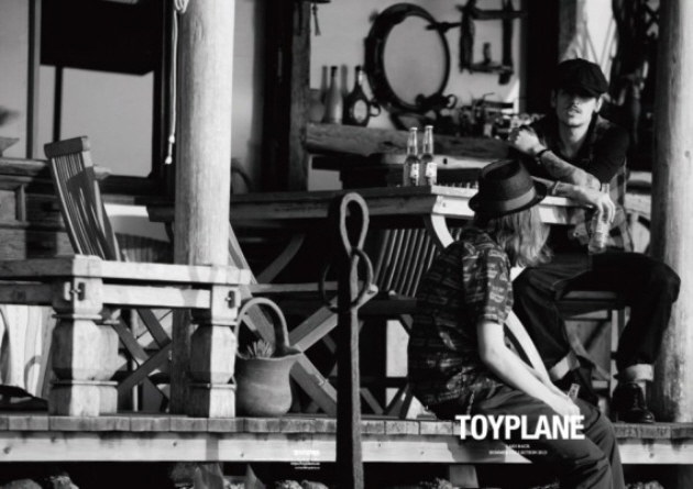 toyplane-summer-2013-collection-lookbook-02-570x403
