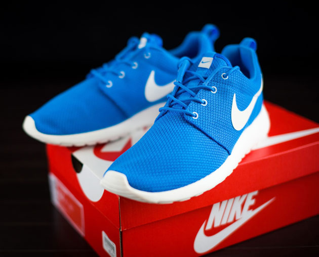 511881-411 Nike Roshe Run-Hero Blue-1