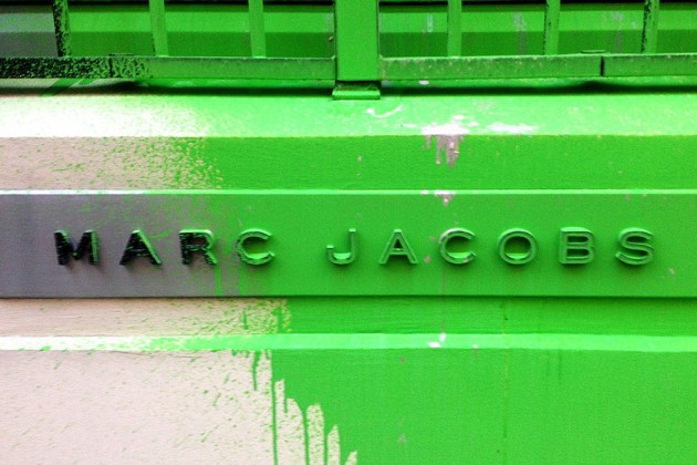 Kidult taguje Marc Jacobs Paris-1