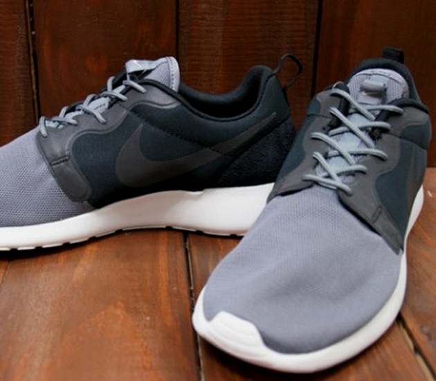Nike Roshe Run Hyperfuse QS – Black / Cool Grey 1