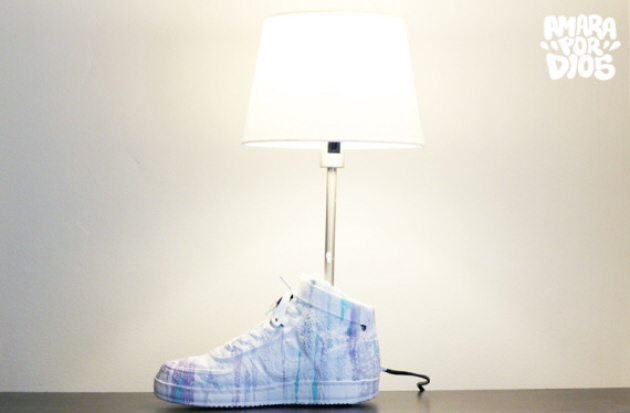 sneaker-lamps-luminair-by-amara-por-dios-08-570x374