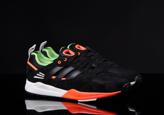 Adidas-Tech-Super-20-Black-Black-Warning-Orange_b2