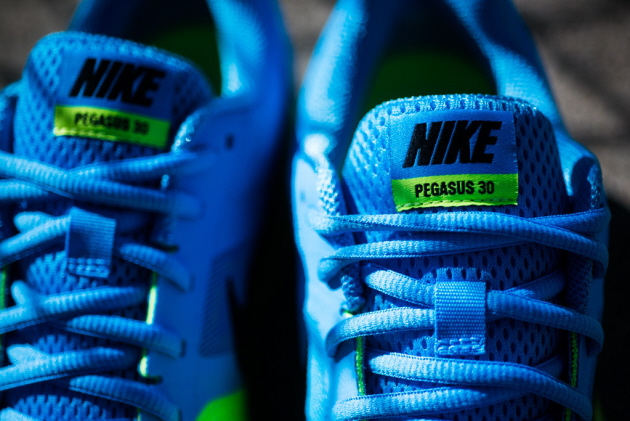 Nike_Air_Pagasus_30_Vivid_Blue-Volt_Sneaker_Politics_4_1024x1024