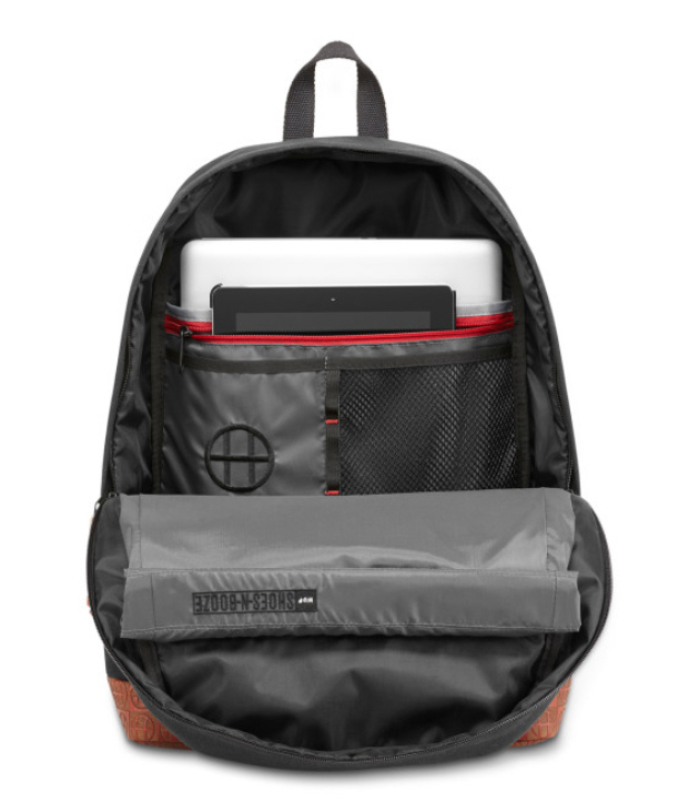 huf-jansport-2014-backpack-collaboration-05-570x662