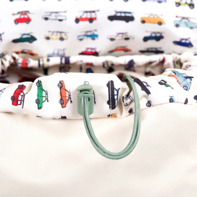 herschel-supply-co-x-kevin-butler-rad-cars-with-rad-surfboards-collection-09