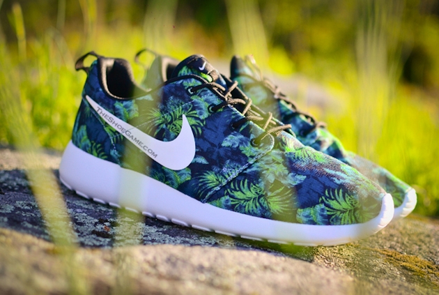 Nike Roshe Run-Poison Green Palm Trees (Holiday 2014)-7