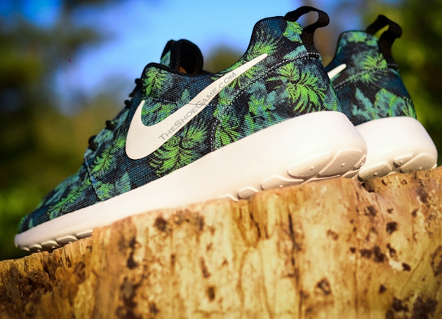 Nike Roshe Run-Poison Green Palm Trees (Holiday 2014)-9