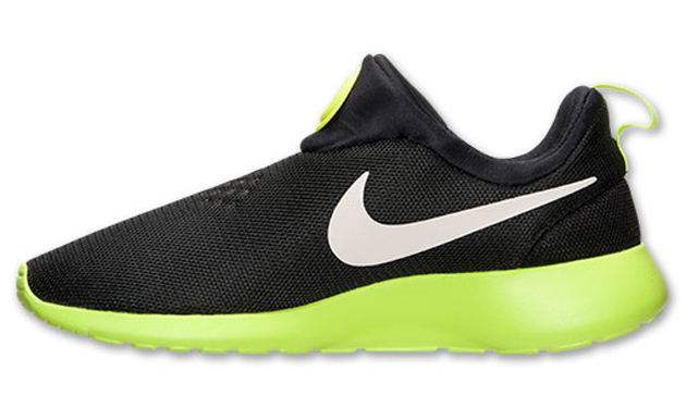 Nike Roshe Run Slip On–Black-Volt-White-5