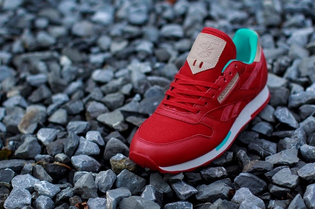 Reebok Classic Leather Utility–Red-Teal–Canvas-1