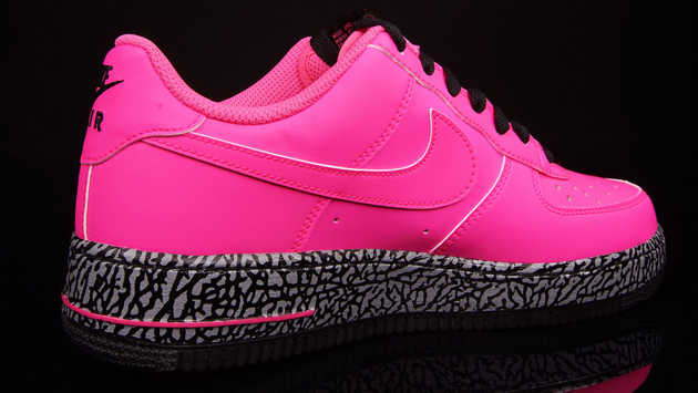 Nike Air Force 1 Low GS-Hyper Punch-Hyper Pink-Black-2