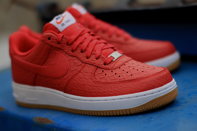 Nike Air Force 1 Low LV8-Red Croc-3