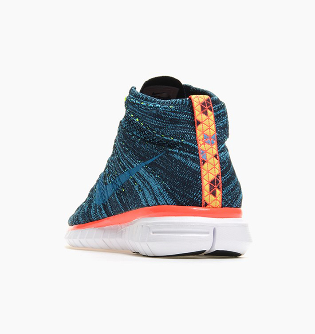 Nike Free Flyknit Chukka-Dark Obsidian-Blue Lagoon-Volt-Bright Cream-1