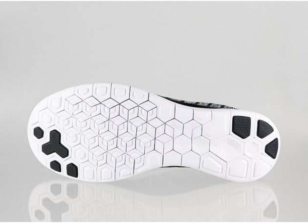 Nike Free Flyknit 4 0-Black-White-Wolf Grey-Dark Grey-4