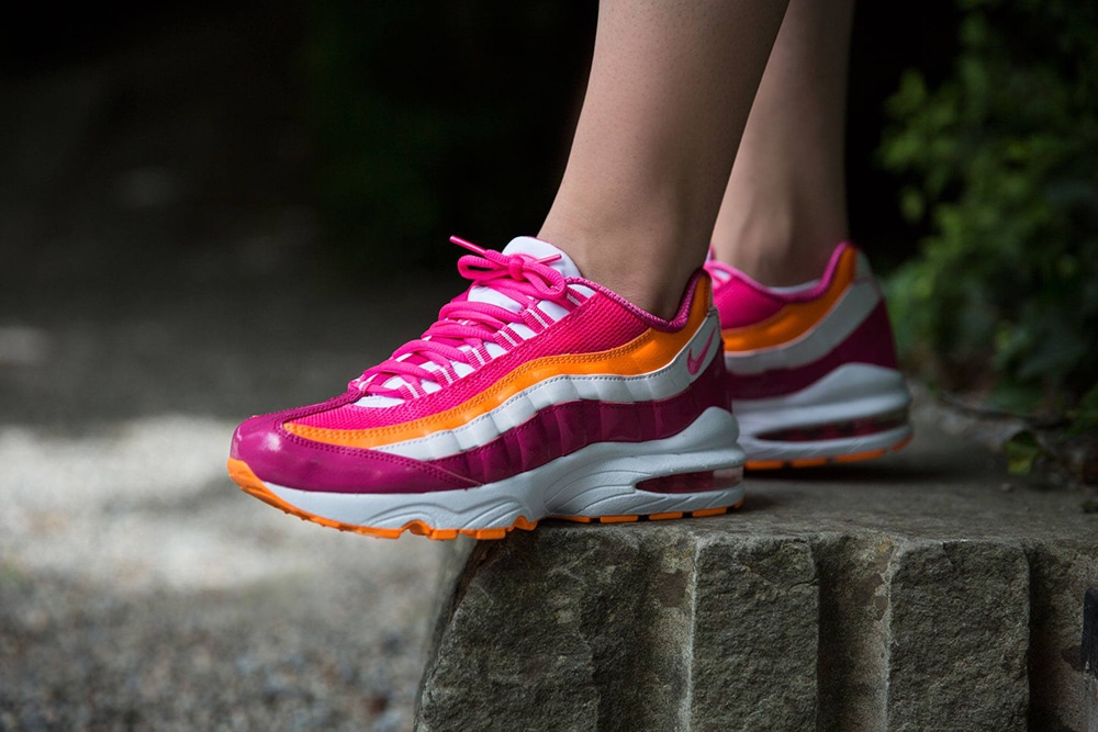 air max 95 pink and white