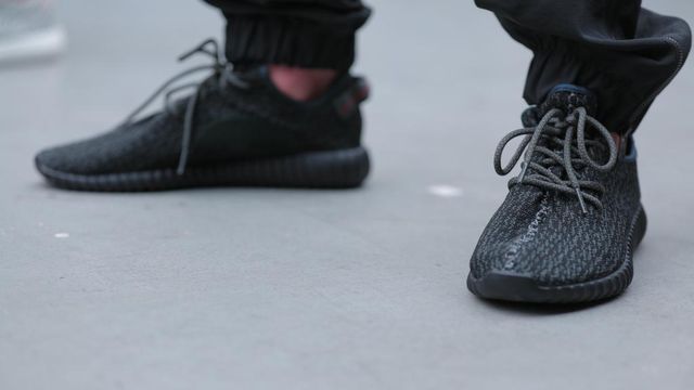 yeezy-boost-low-350-black_03