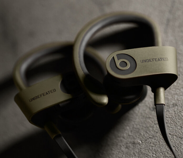 Sluchawki Undefeated x Beats by Dre-Powerbeats2 Wireless