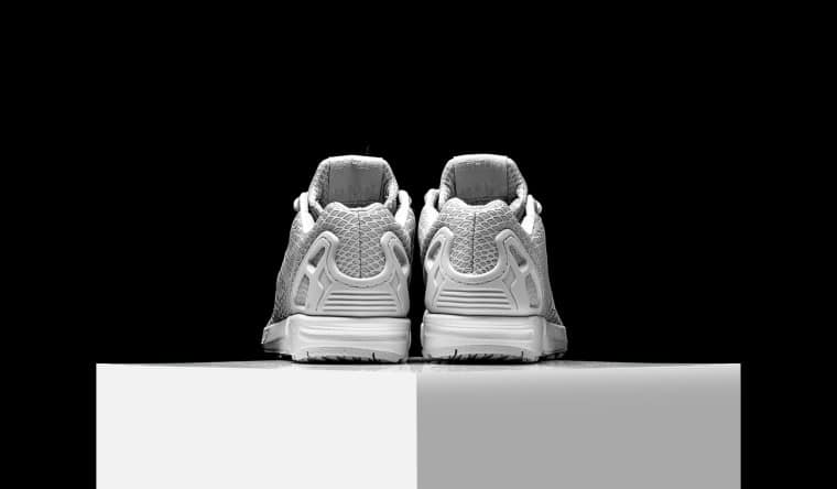 ADIDAS-ZX-FLUX-TECHFIT-GRAY-SCALE-AF6389-1-760x444