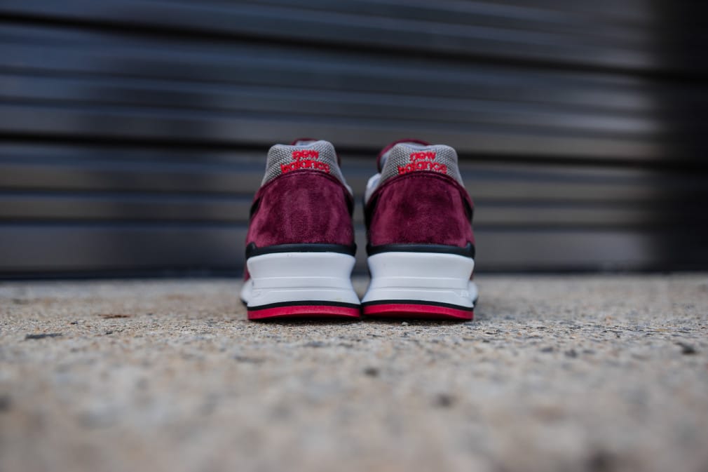 New-Balance-Made-In-USA-M997CRG-Rockabilly-3-1010x673