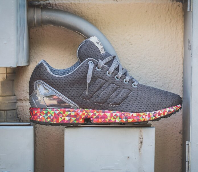 adidas Originals ZX Flux - Onix / Black - Multicolor Sole