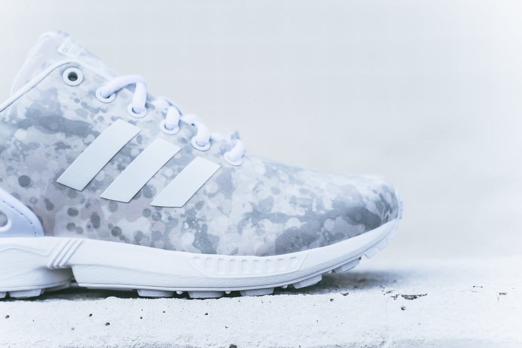 Adifas_White_Mountaineering_Pack_ZX_flux_Sneaker_POlitics_Hypebeast_11_1024x1024