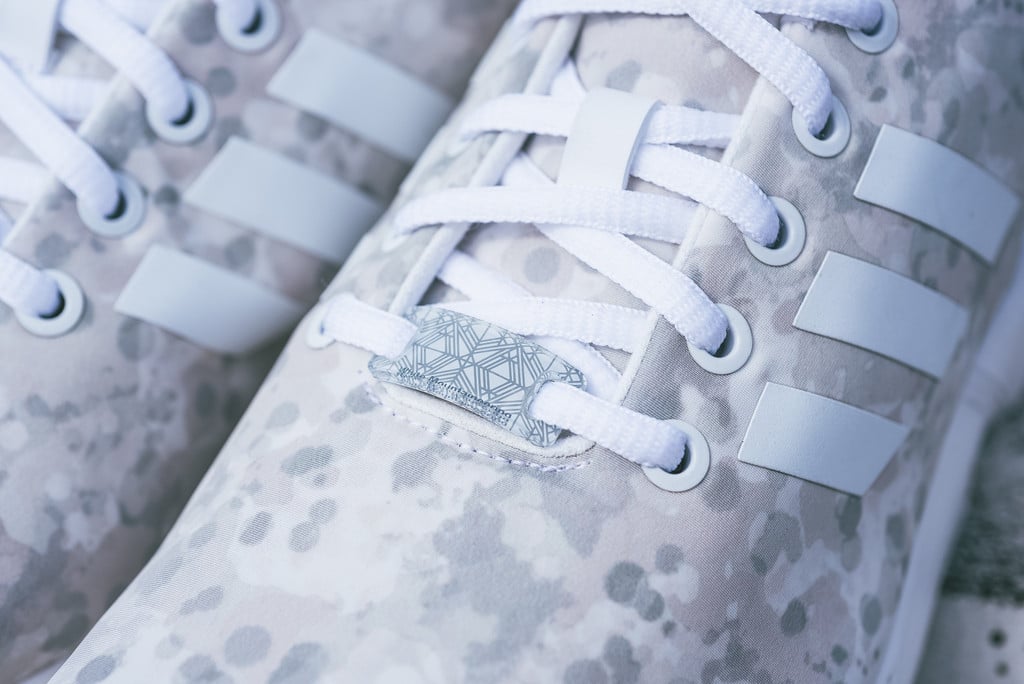 Adifas_White_Mountaineering_Pack_ZX_flux_Sneaker_POlitics_Hypebeast_15_1024x1024