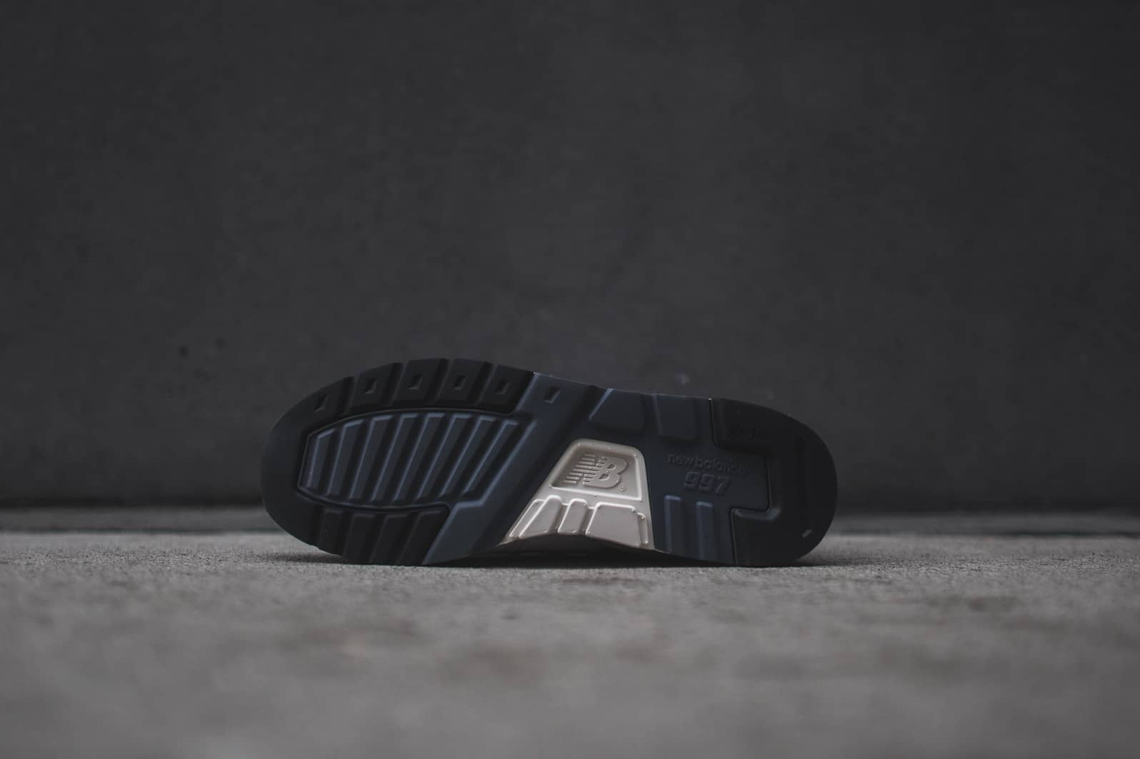 New Balance 997-Grey-Orange-6