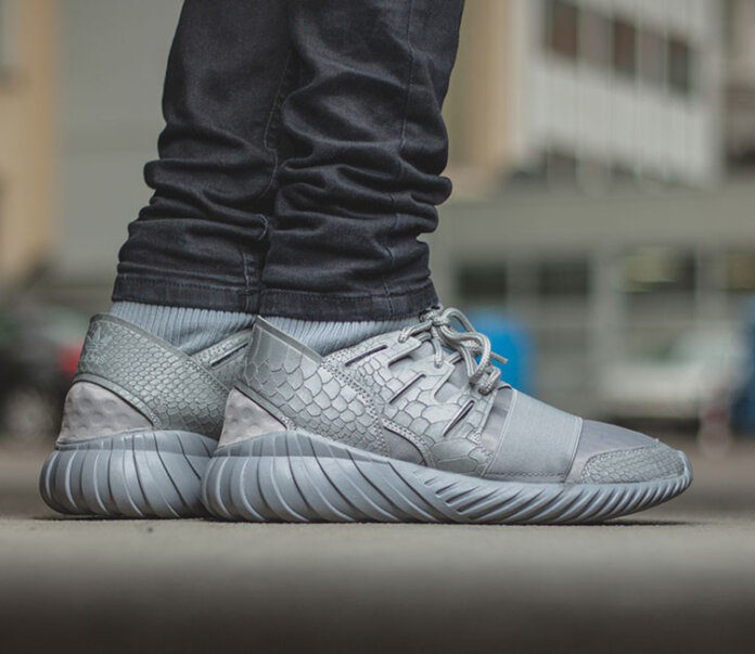 ADIDAS TUBULAR DOOM-METALLIC SILVER