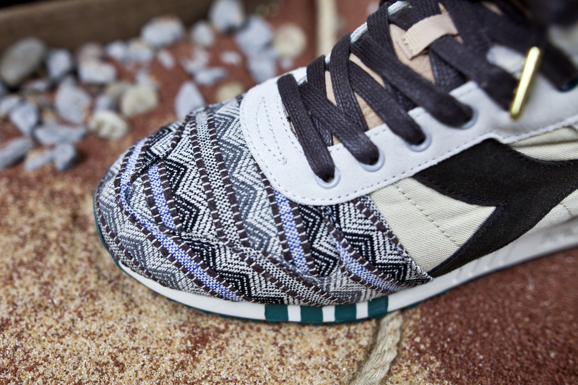 EXTRA BUTTER X DIADORA TITAN II-SPAGHETTI WESTERN-5