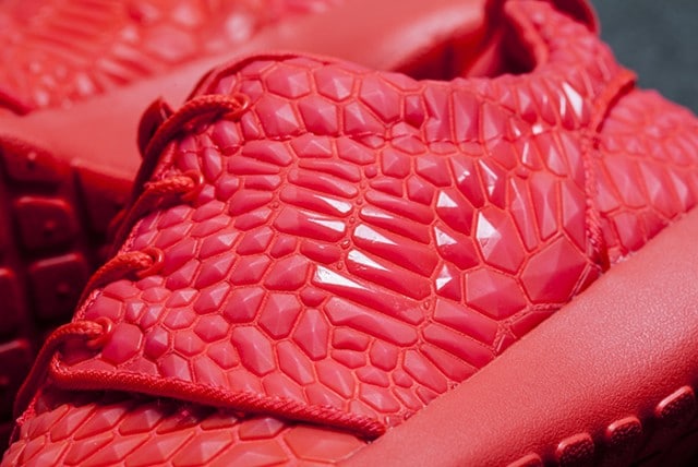 NIke_Roche_One_DMB_Bright_Crimson_3-640x428