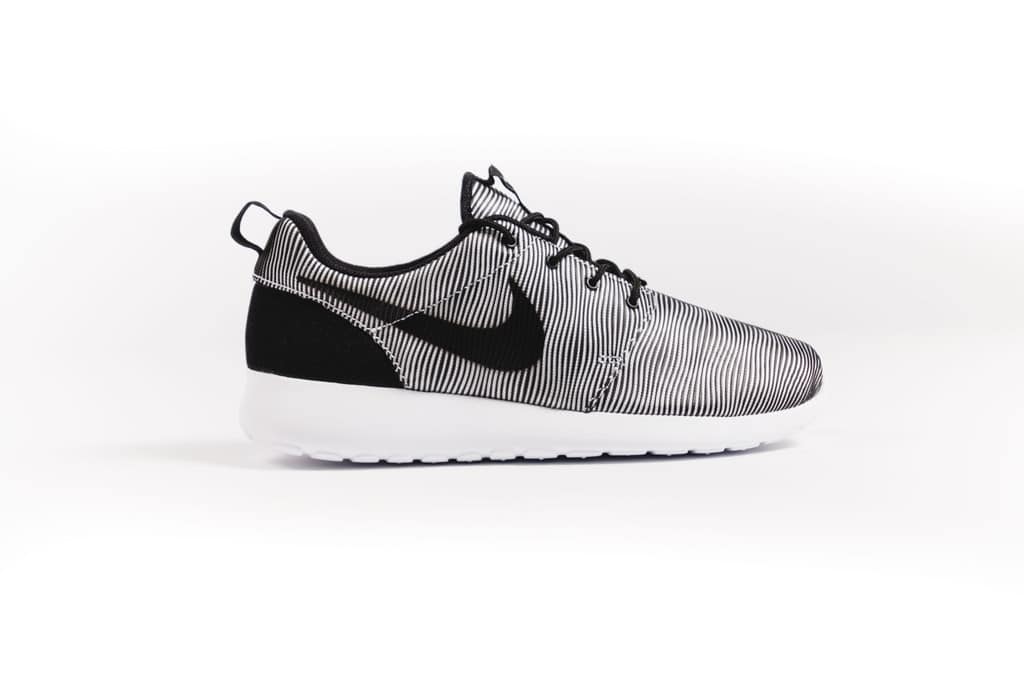 Nike Roshe One Premium Plus-White-Black-5