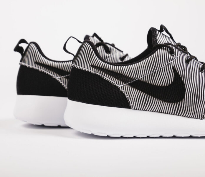 Nike Roshe One Premium Plus-White-Black