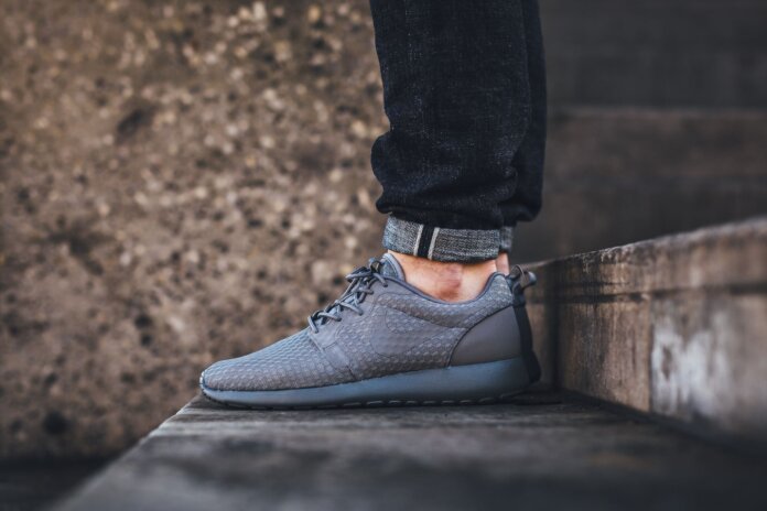 Nike Roshe One Hyperfuse - Cool Grey / Black