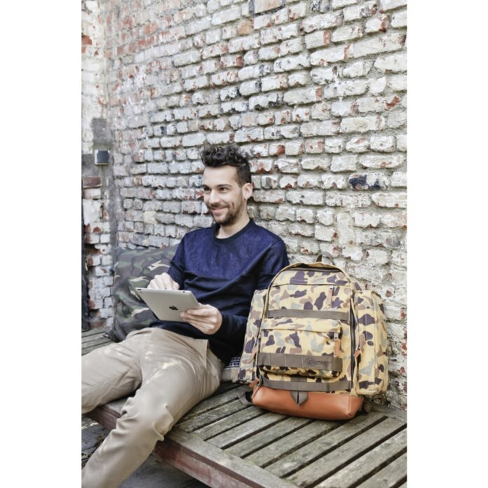 Lookbook EASTPAK (Wiosna / Lato 2016)