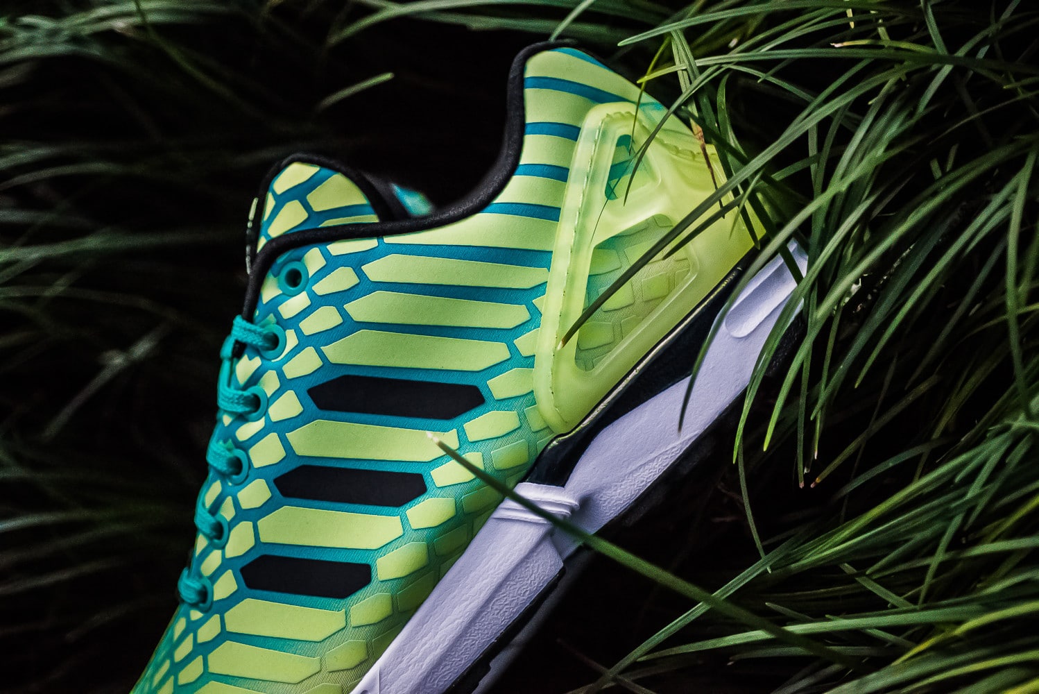 Adidas_Flux_Decon_Xeno_Green_Snake_Glow_All_Star_Game_NBA_Sneaker_POlitics_Hypebeast_6