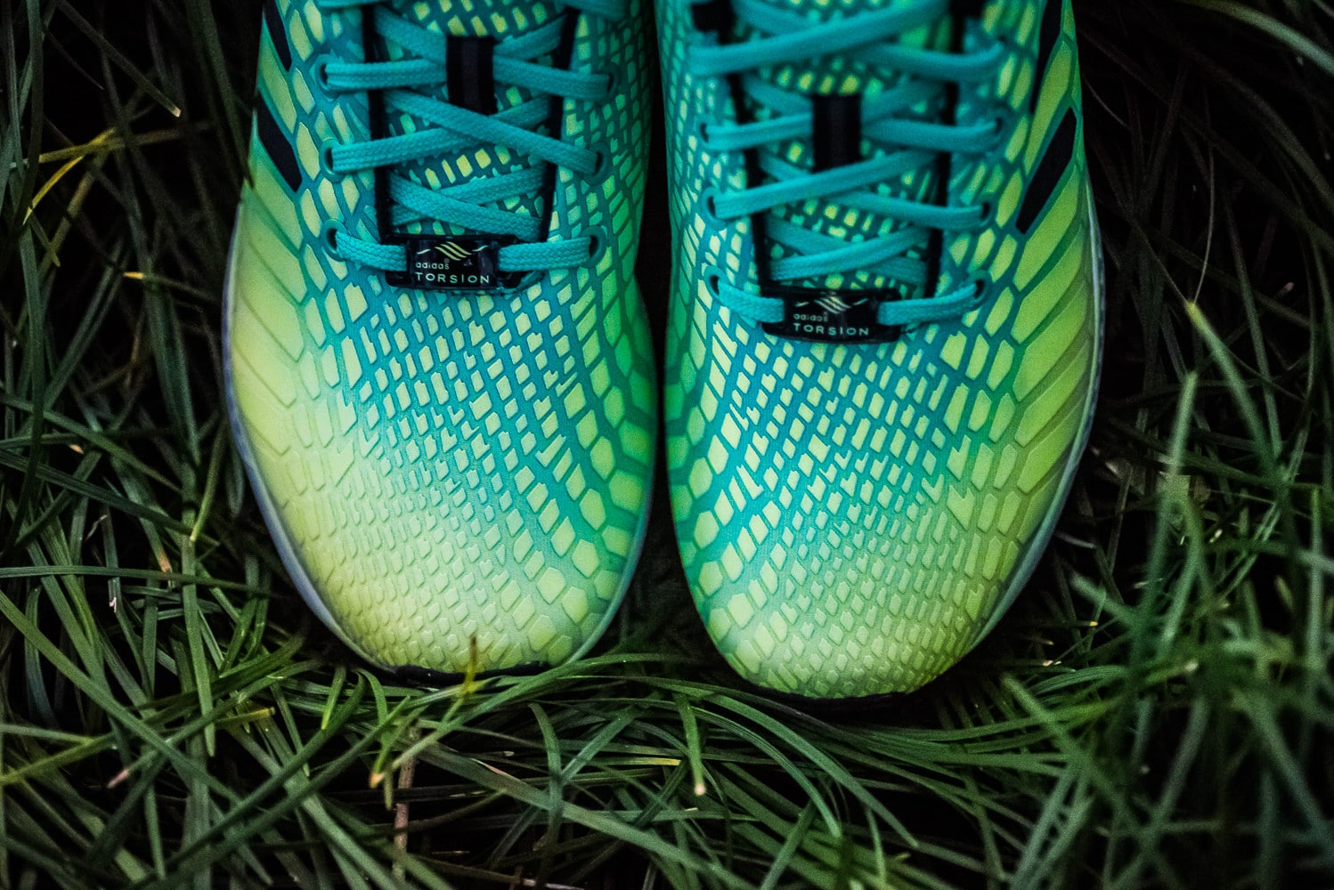 Adidas_Flux_Decon_Xeno_Green_Snake_Glow_All_Star_Game_NBA_Sneaker_POlitics_Hypebeast_7