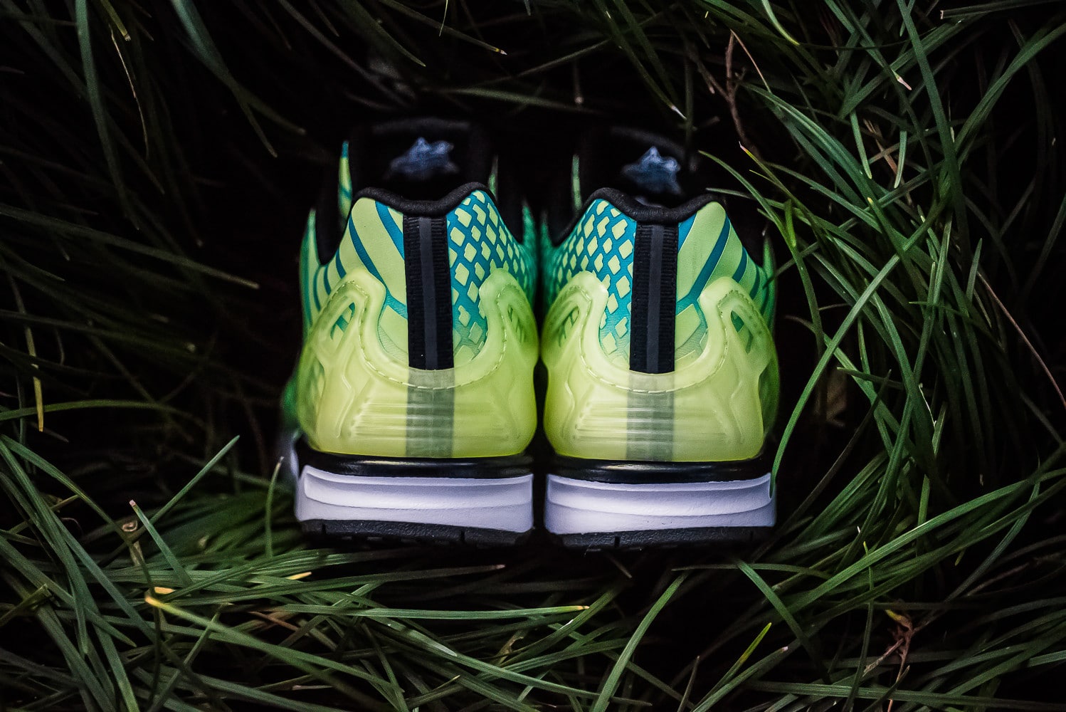 Adidas_Flux_Decon_Xeno_Green_Snake_Glow_All_Star_Game_NBA_Sneaker_POlitics_Hypebeast_9