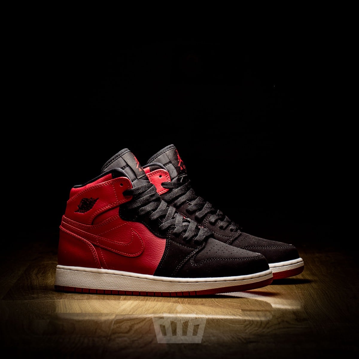 Air Jordan I GS-Black-Varsity Red-White-1
