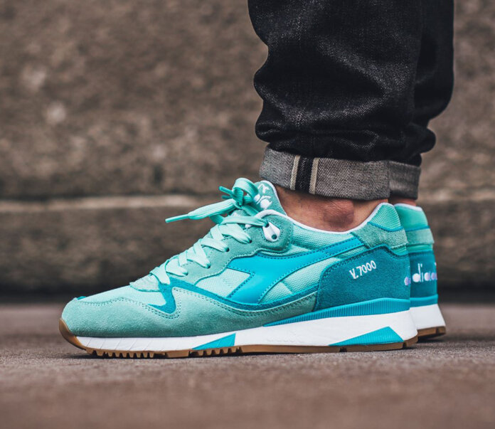 Diadora V7000-Aruba Blue