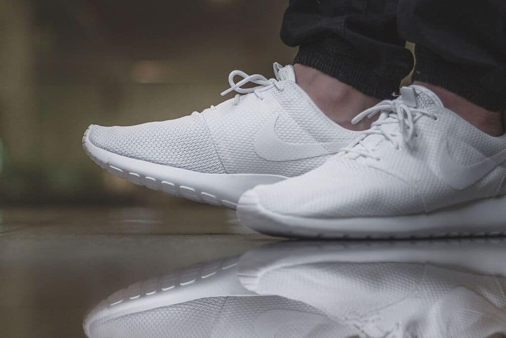 Nike Roshe One-All White-1