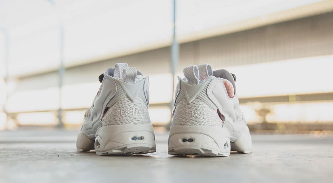 afew-store-sneaker-reebok-instapump-fury-clsh-steeldesert-stonewhiteblue-311