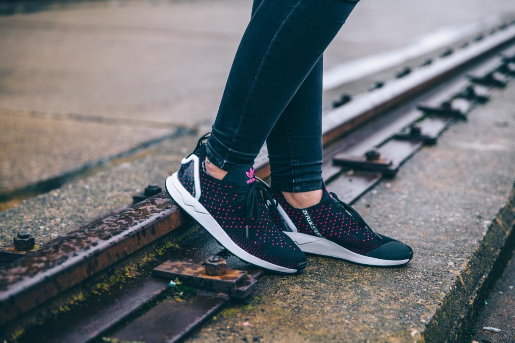 s79063-adidas-zx-flux-adv-asym-primeknit-03-1010x673