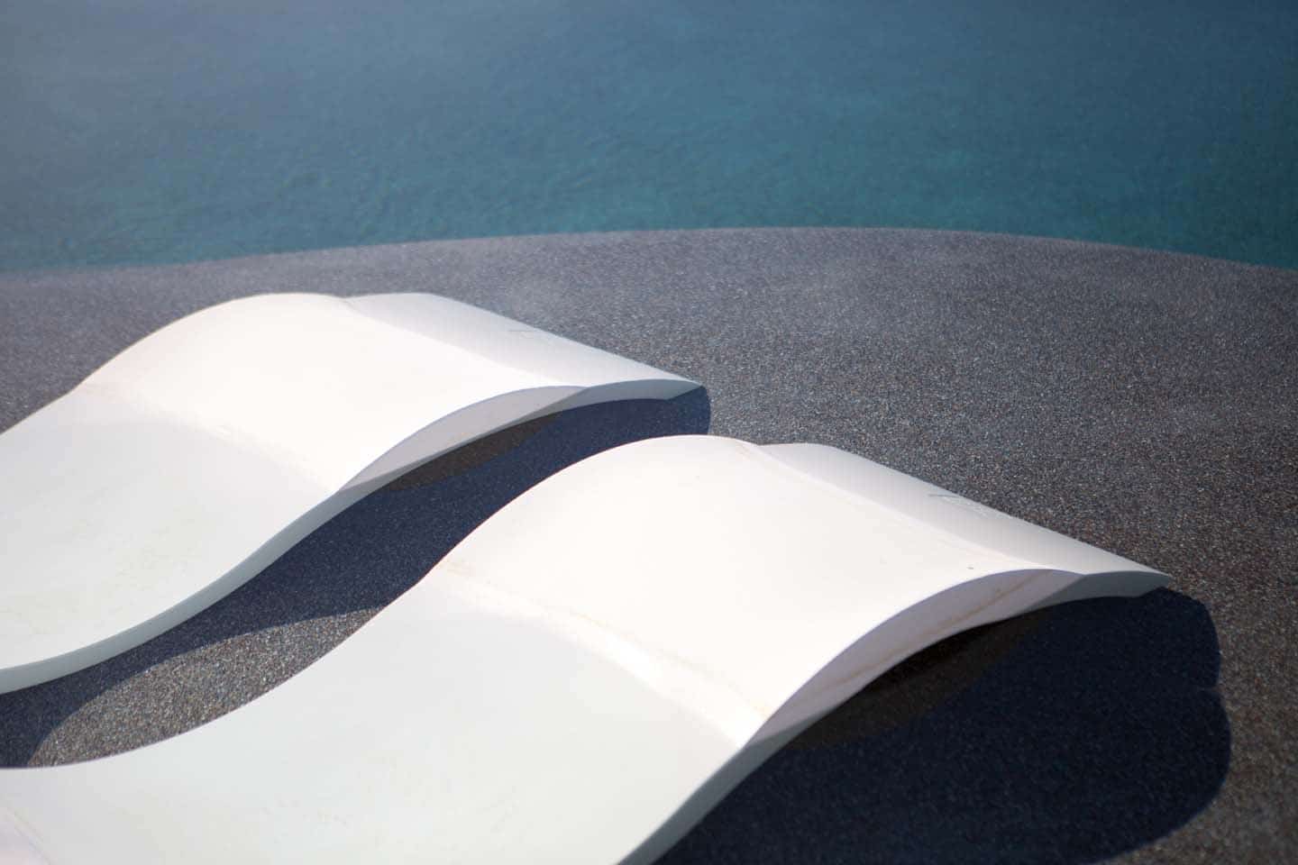 008_SS16_Poolside_Lounge_Chairs_02