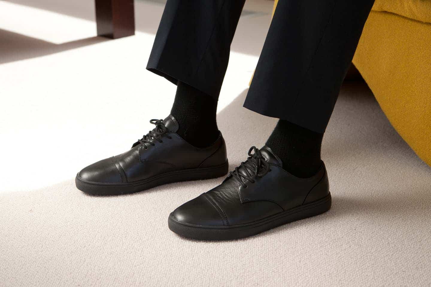 17_SS16_Lenard_Black_Leather_01