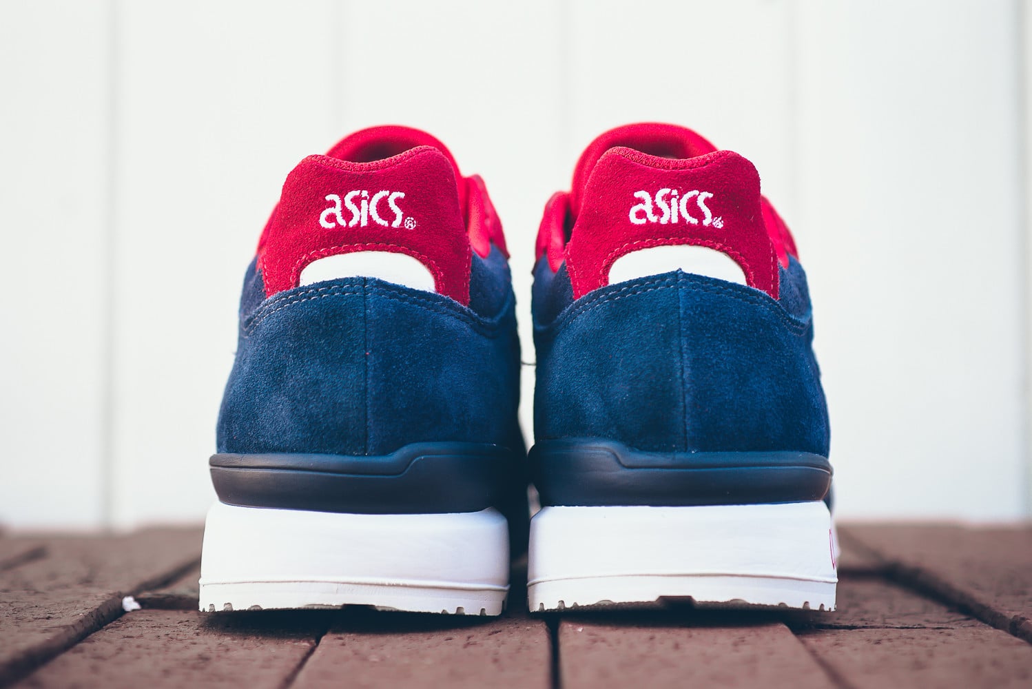 Asics_Gel_Respector_Navy_Red_Snekaer_POlitics_hypebeast_4
