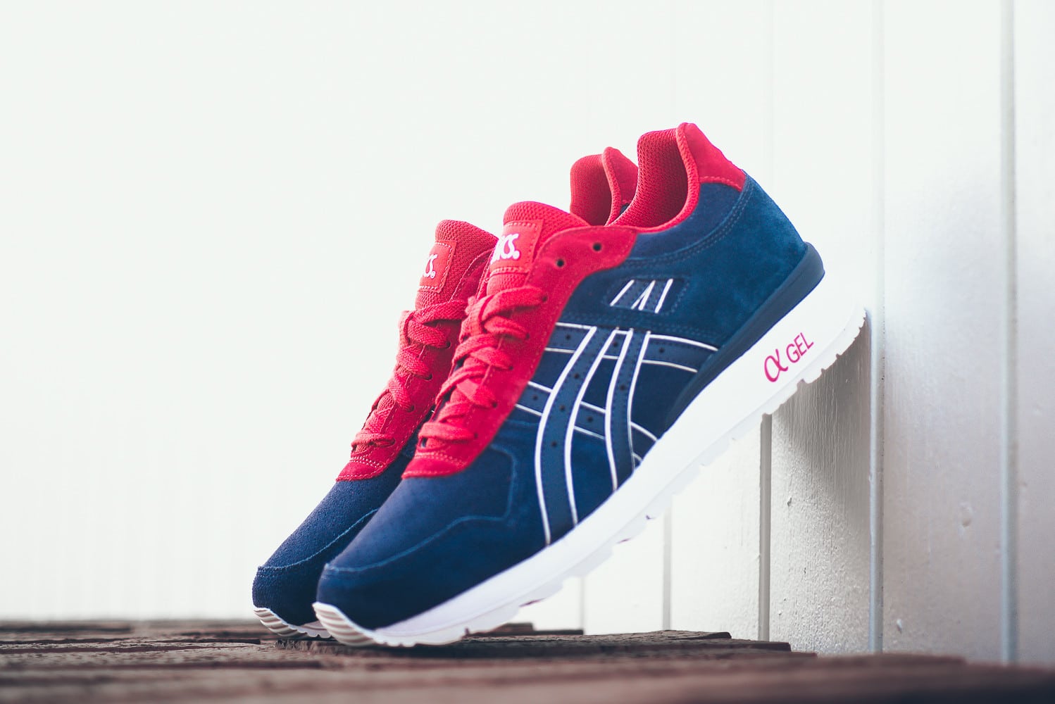 Asics_Gel_Respector_Navy_Red_Snekaer_POlitics_hypebeast_7