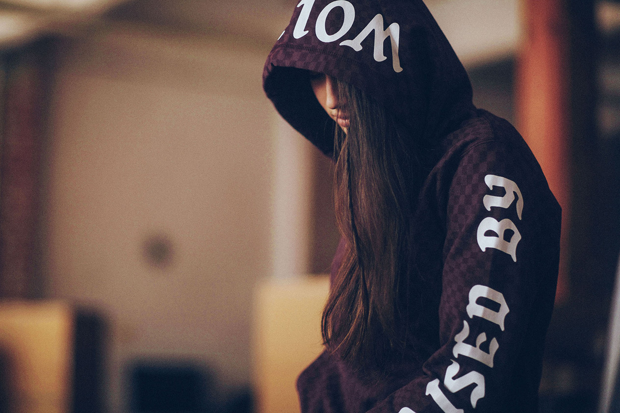 LOOKBOOK RAISED BY WOLVES (WIOSNA-LATO 2016)-1