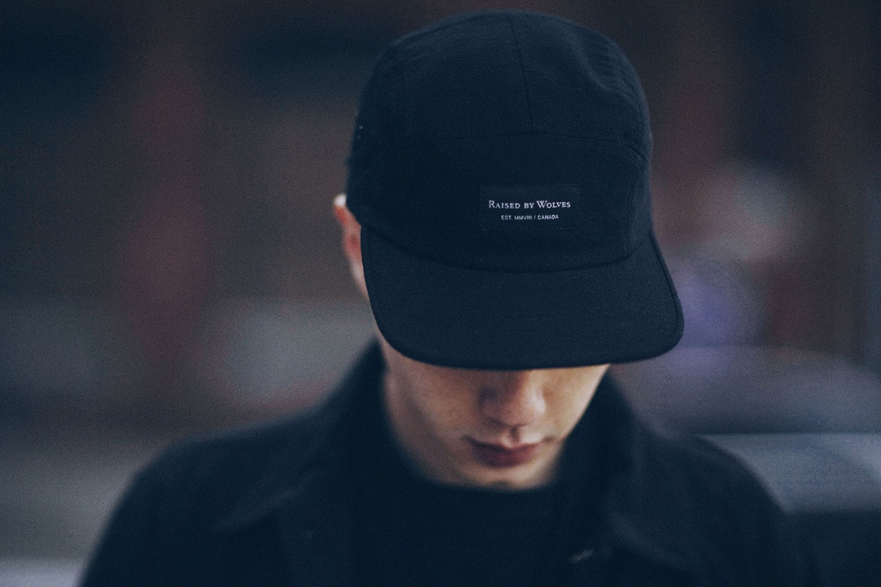 LOOKBOOK RAISED BY WOLVES (WIOSNA-LATO 2016)-11