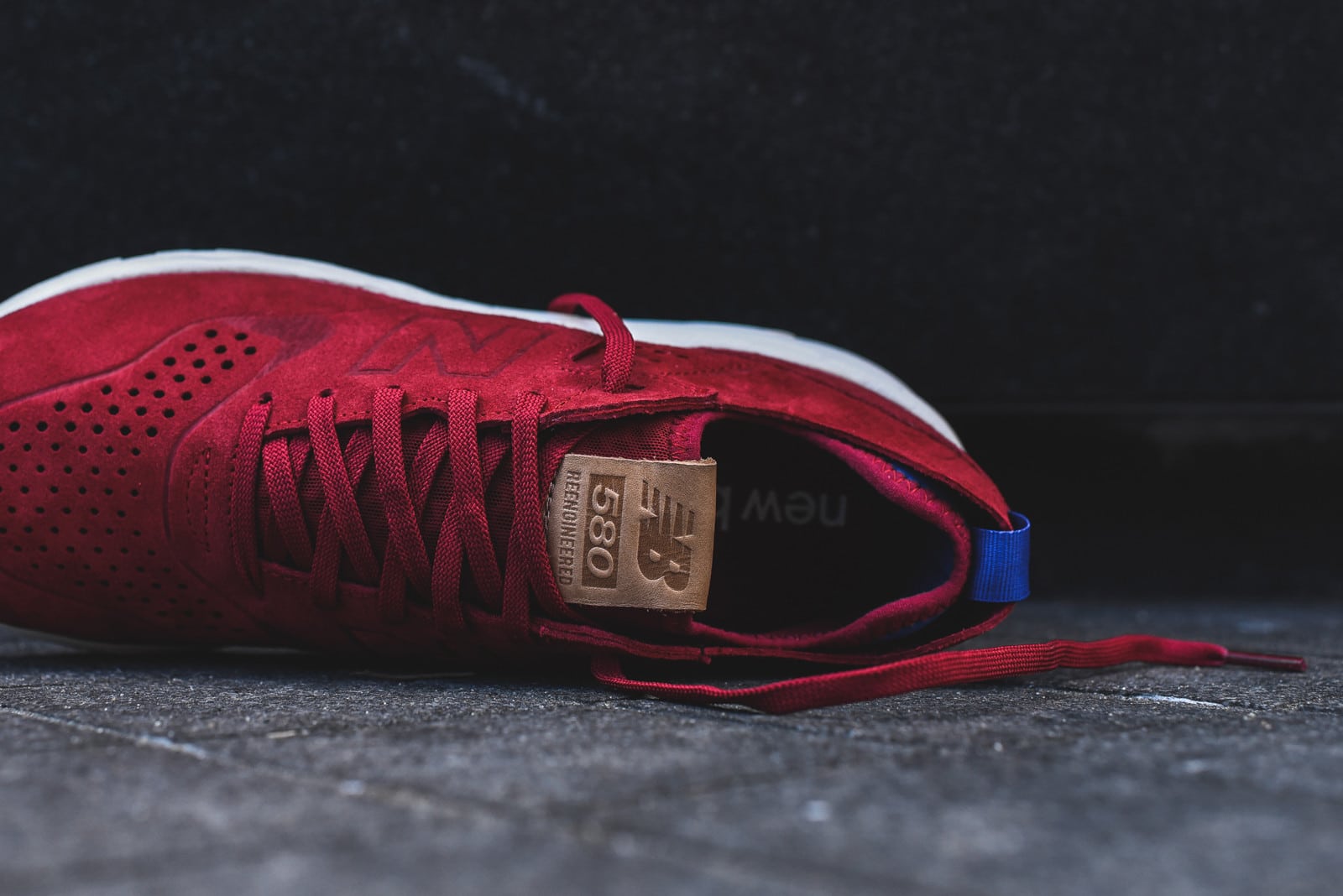 New_Balance_580_Decon_Red_8