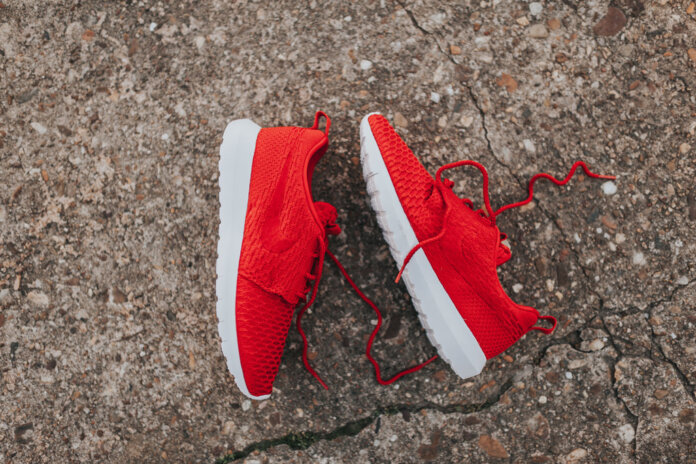 Nike Roshe One Flyknit NM - University Red / White